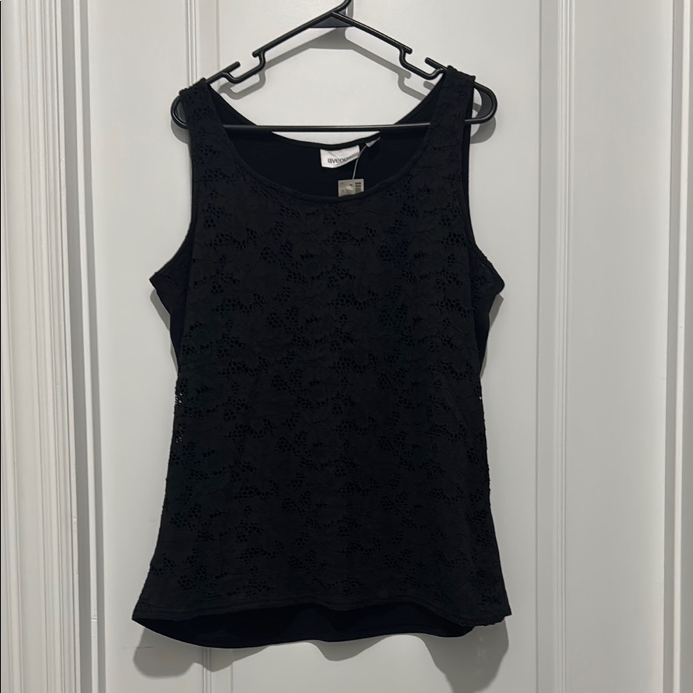 Women’s Avenue black lace tank top - 18/20 - NWT